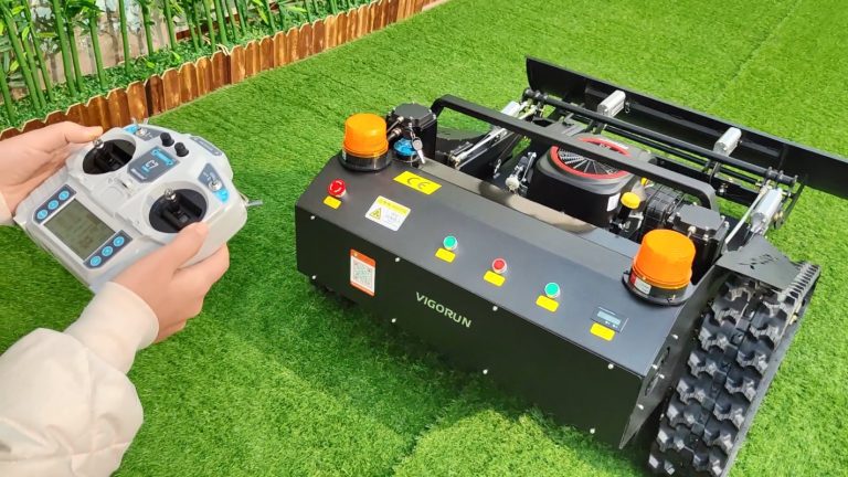 factory direct sales low price buy online wireless snow plowing robot tank