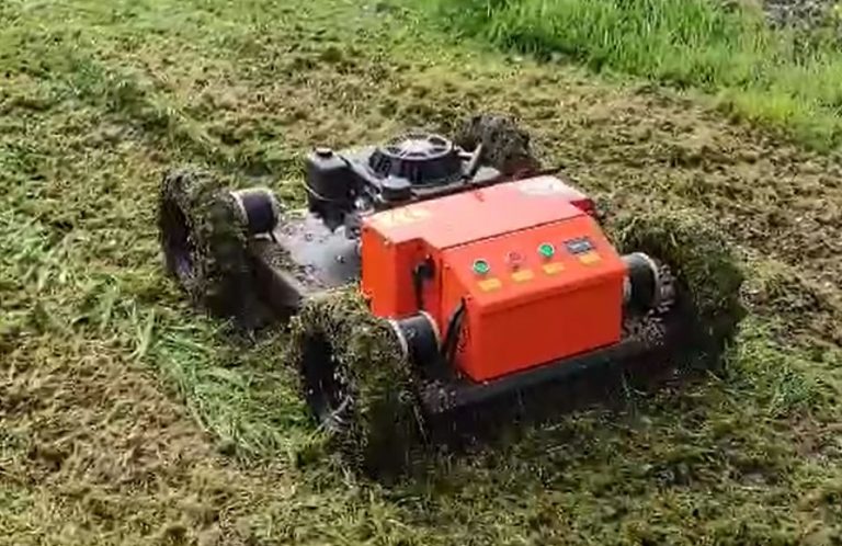 wireless radio control brush mower for slopes with snow plow snow blade snow shovel snow removal machine