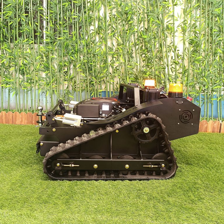 RC track-mounted mowing machine made by Vigorun