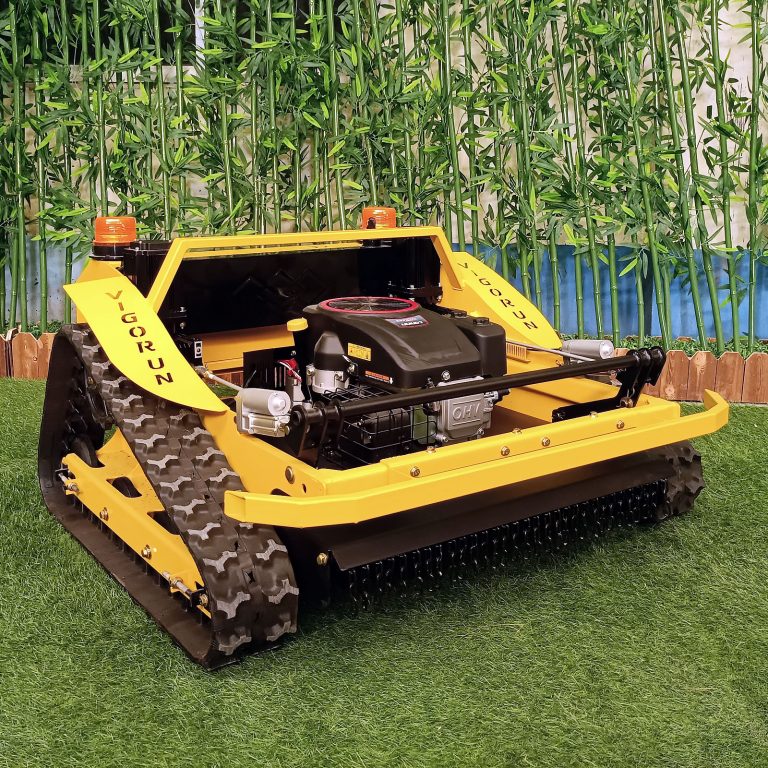 wireless tracked slope mower with snow plow snow blade snow shovel snow removal machine